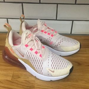 Nike Air Max 27C